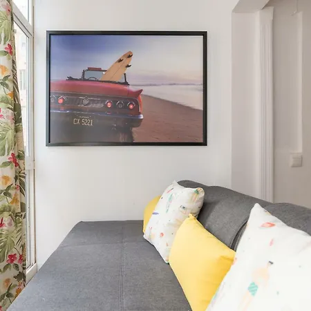 Mp2-bright Beachfront Studio Walk To Old Town Málaga